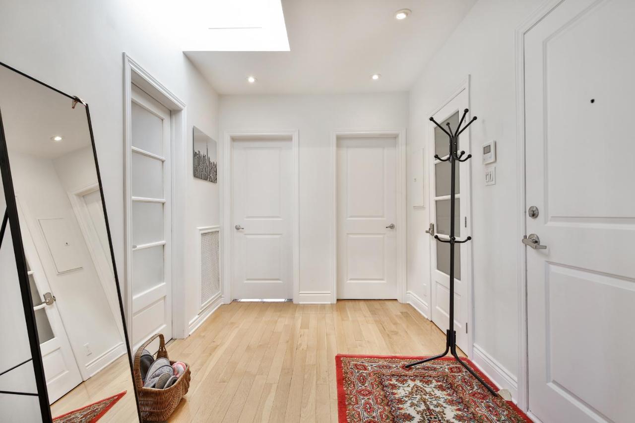 Stunning Condos On St Denis Montreal Bagian luar foto
