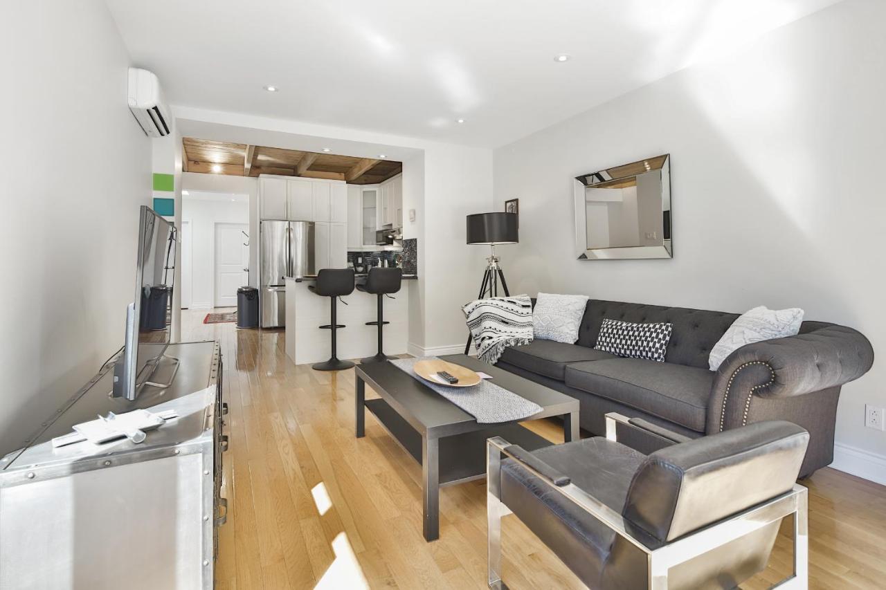 Stunning Condos On St Denis Montreal Bagian luar foto
