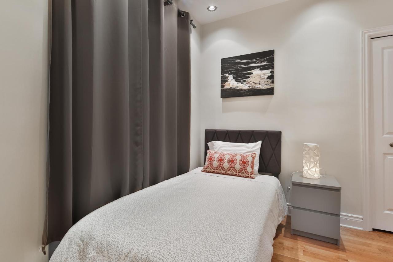 Stunning Condos On St Denis Montreal Bagian luar foto